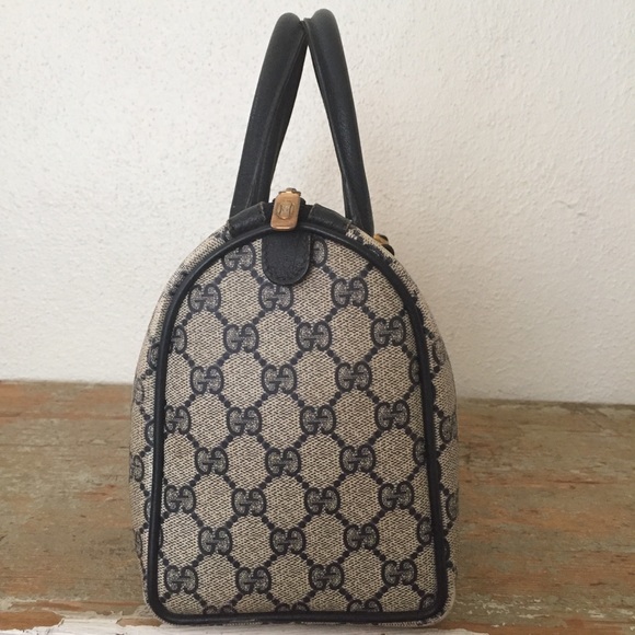 SOLD Vintage Gucci Boston Bag - Picture 3 of 8